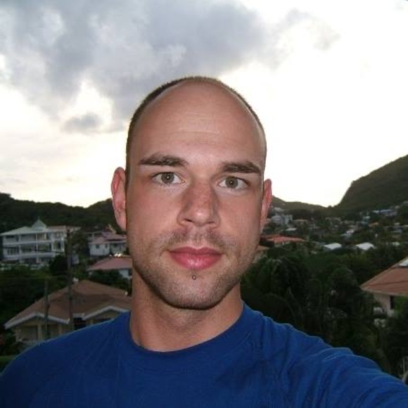 Meet your Posher, Chris - Picture 1 of 1